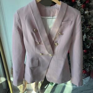 Lilac blazer with gold buttons